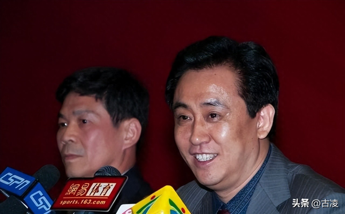 彻底瘫痪！两年了为何许家印迟迟不判刑？真相比你想象的更复杂